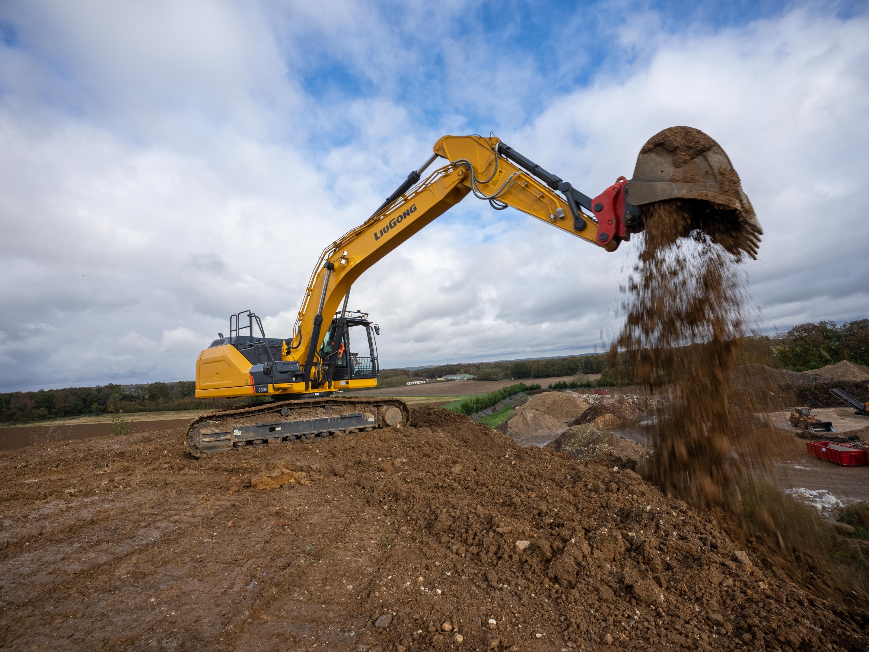 LiuGong 930F lo-res-05759 (4k 4x3 Fill)